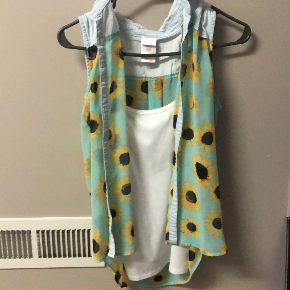 Sunflower tank with white built in tank